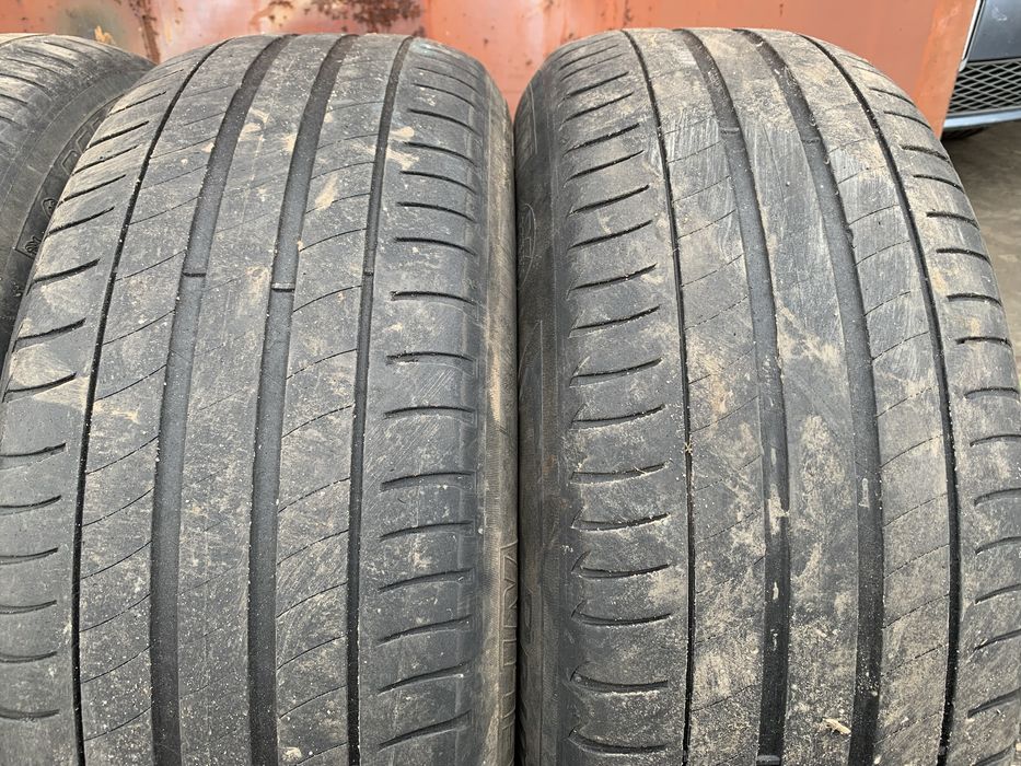 Продам 215 60 R16   Michelin  4шт