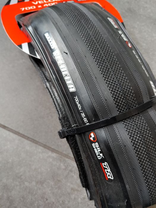 2x Nowa opona MAXXIS VELOCITA 700X40C Sikl Shield