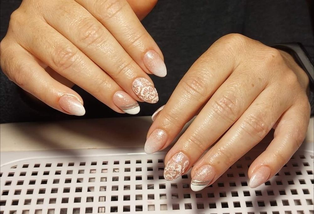 Маникюр, наращивание ногтей, гель лак!