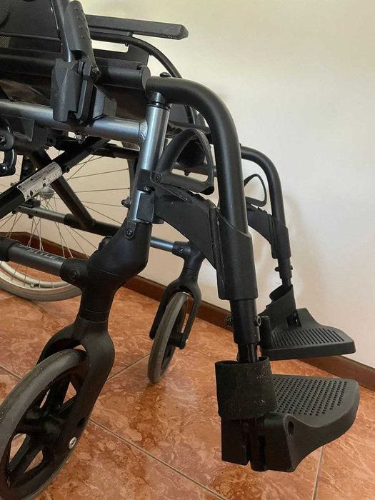 Cadeira de Rodas SUNRISE BREEZY® Style 40 - com garantia