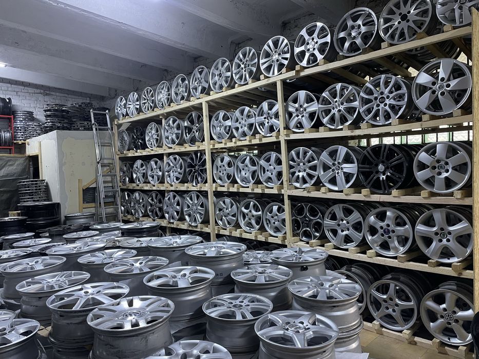 Легкосплавні Диски Металеві Диски Склад