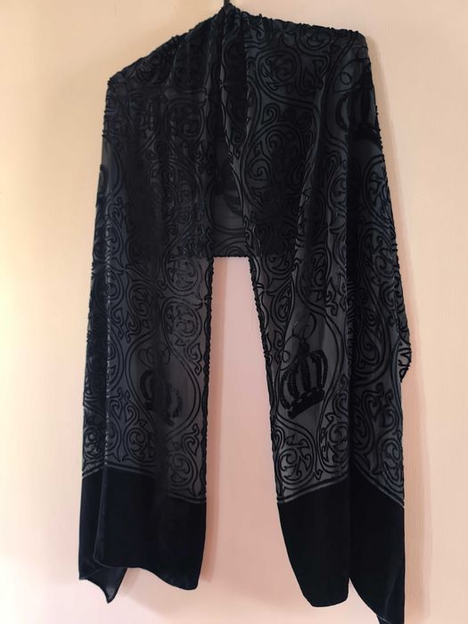 Chusta, szal , apaszka elegancka czarna z aksamitu, miękka, delikatna