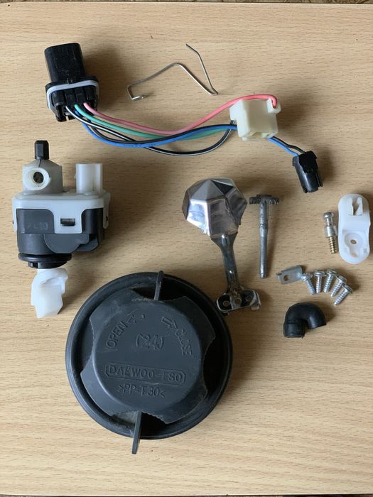 Деталі передньої фари Део ланос