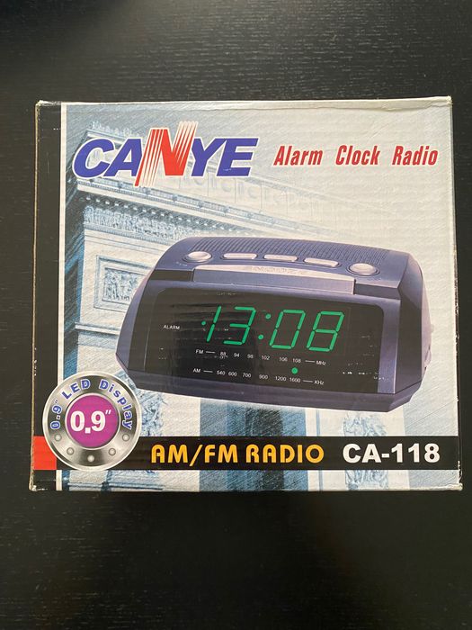 Rádio despertador com pilha
