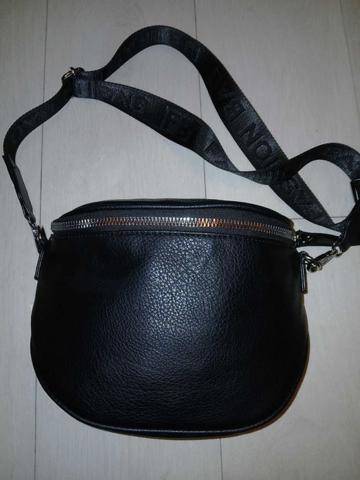 Torebka damska chlebak czarny
