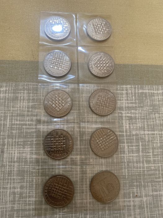 52 moedas de 25$ com comemorativas