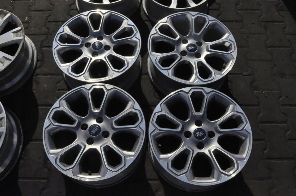 FORD FIESTA FOCUS B-MAX FELGI ALUMINIOWE 17 4X108
