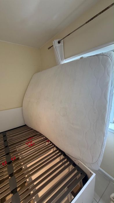 Cama com garantia