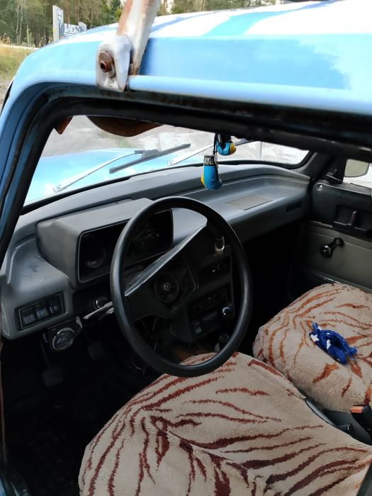 Москвич 2140 цікавить обмін