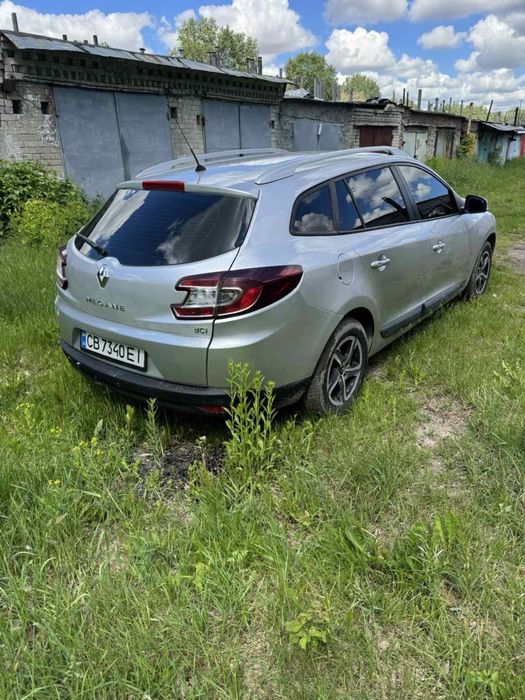 Продам меган 3 1.5 dci
