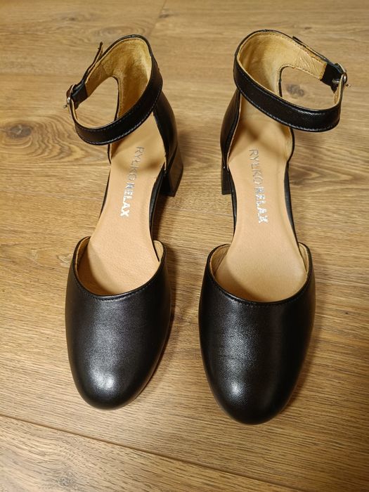 Skórzane czółenka Ryłko