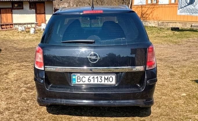 Продам Опель Астра H