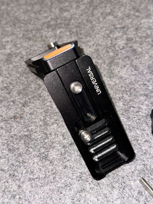 Universal L bracket Rollei