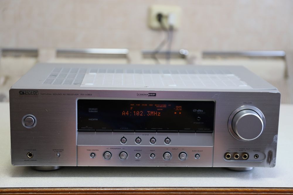 Yamaha   RX - V 363   receiver