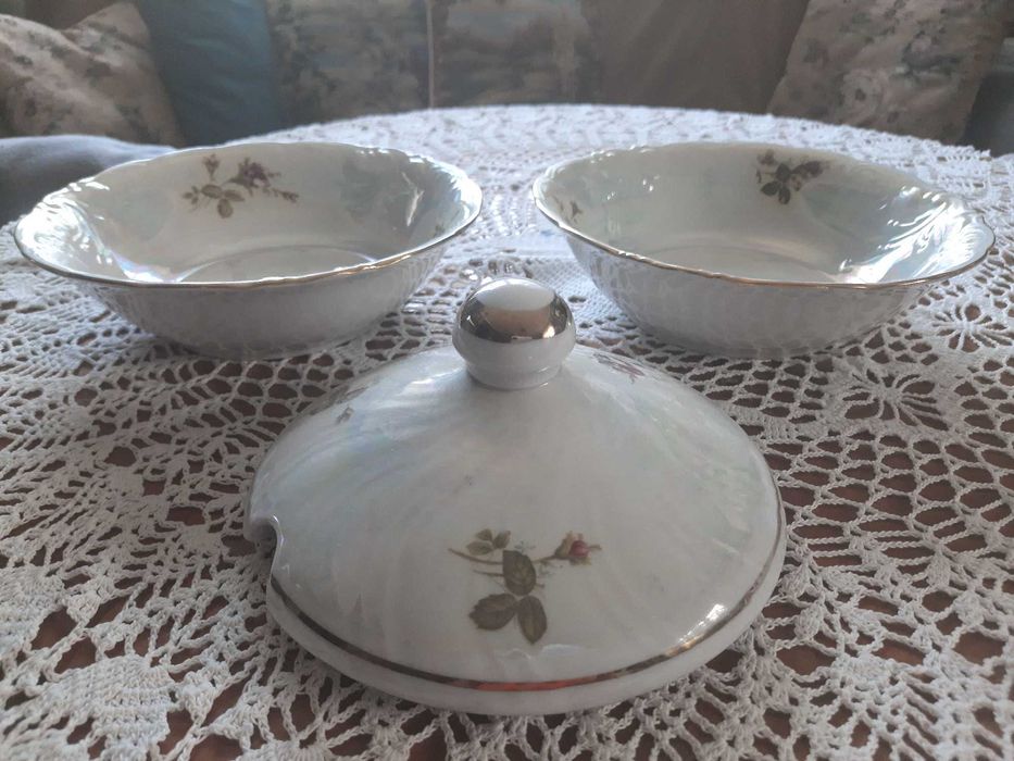 porcelana salaterka miska z Różą Iwona