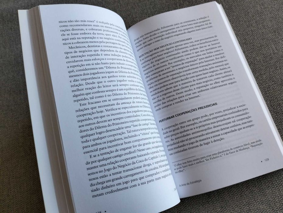 Livro "A arte da estratégia" de David McAdams
