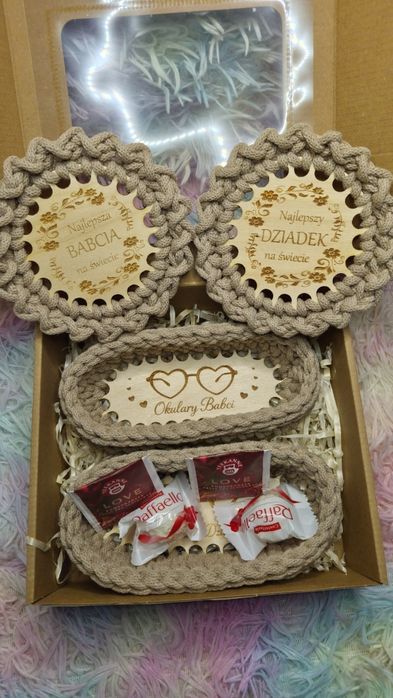 Etui na okulary, podkładki pod kubki Prezent na dzień babci I dziadka