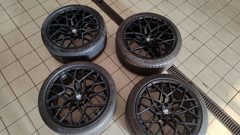 Диски з гумою в ідеалі бмв м5/м8  повний комплект вигідна ціна +торг