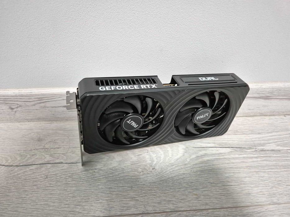 Як нова! ігрова відеокарта RTX5060 8GB DDR7 PALIT Infinity 2. Trade-IN