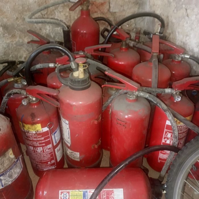 Gaśnice proszkowe puste do zalegalizowania