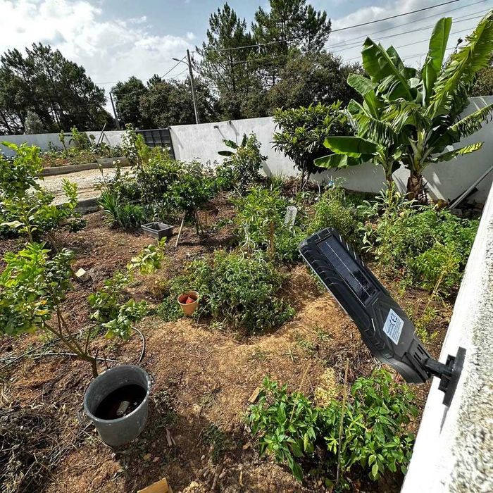 Luminária LED solar para exterior