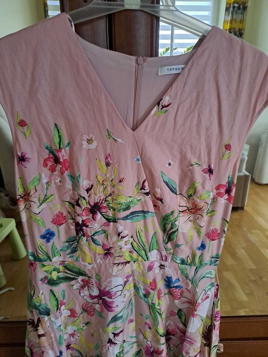 sukienka elegancka L 40 nowa