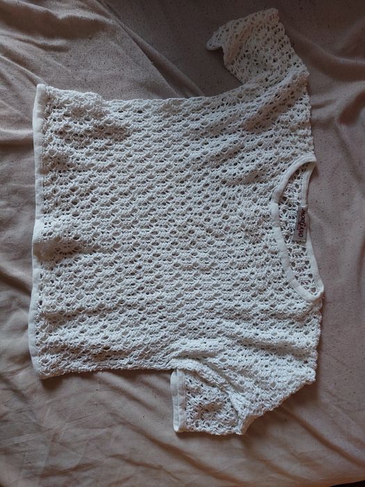 Bluzka w stylu ażurowym