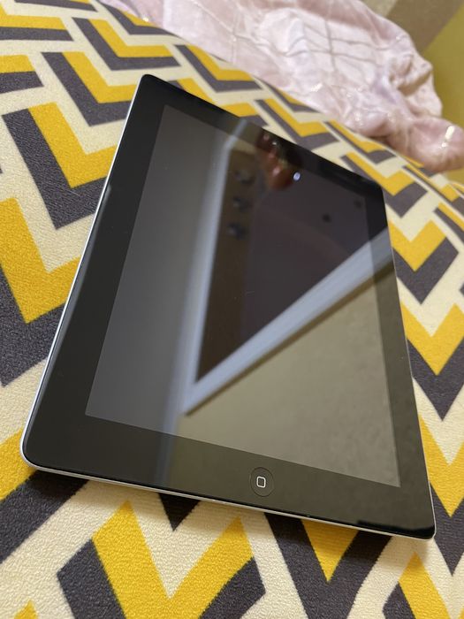 Продам IPad 2 16gb