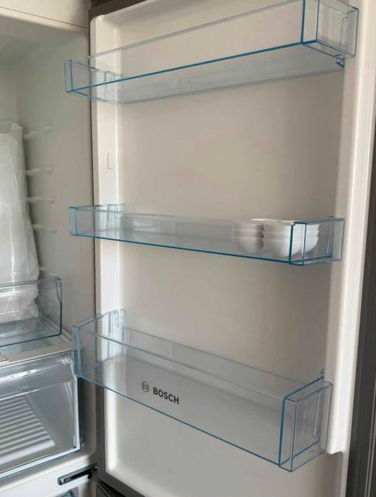 Frigorífico Combinado Bosch KGN36VLED (326 L)