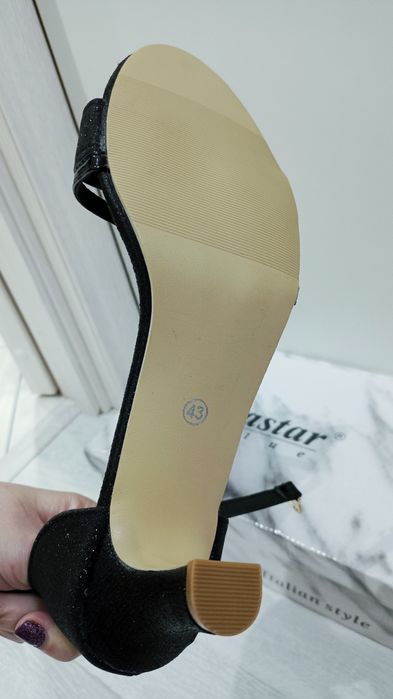 Продам босоножки женские 41 р.