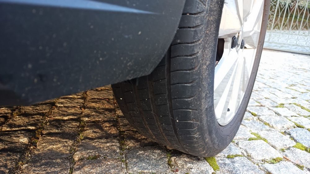 SEAT Arona 1.0 TSI 115cv –  Preto | Excelente Estado