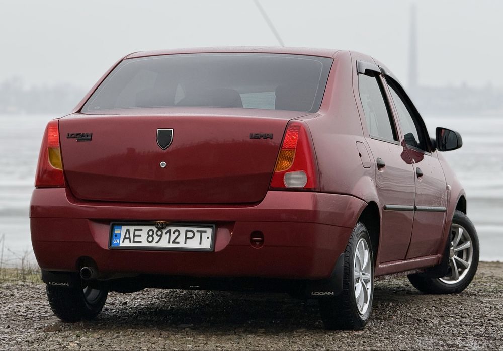 Dacia Logan 1.6 MPI Laureate газ/бензин