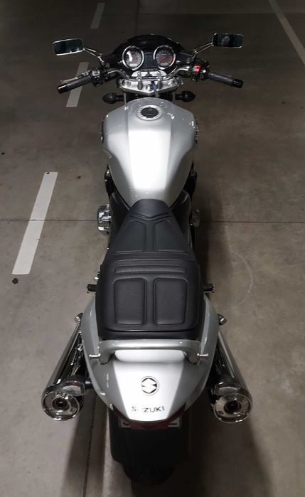 SUZUKI GSX 1400 (( 13,200 Kms )) Nacional