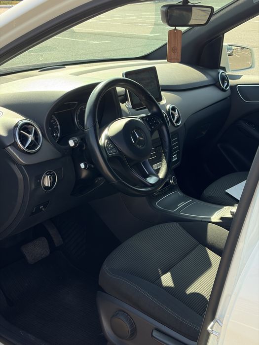 Mercedes b-class electric