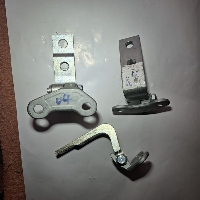 Петлі двері дверей Ніссан Рог Т33 Nissan Rogue T33 2021-2025
