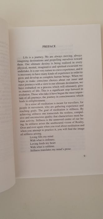 Livro "Meditation For People On The Go"