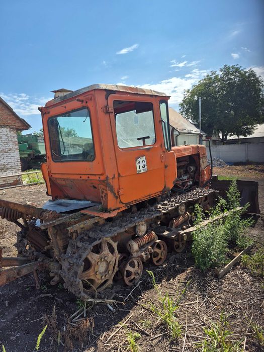Продам трактор ДТ-75