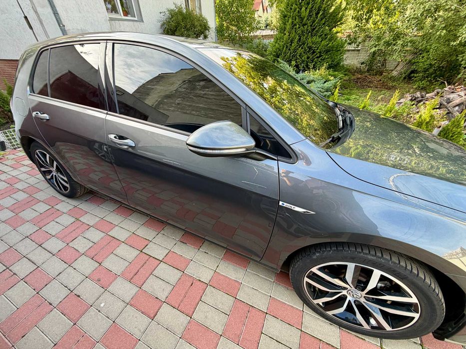 W e-Golf 2020 | 60 тис. км