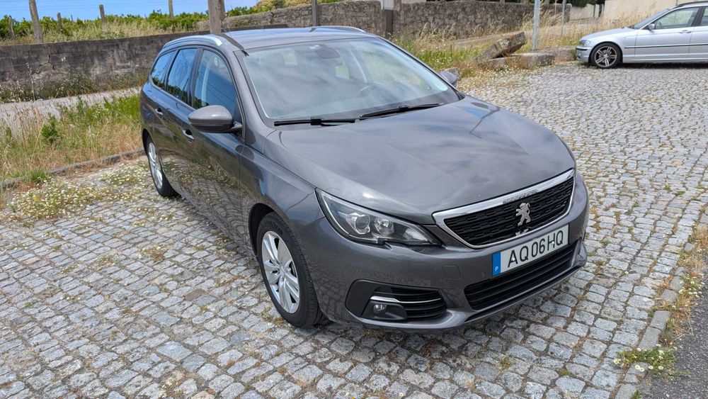 Peugeot 308 SW 1.5 BlueHDi EAT8 130CV | 2019 | Câmara Traseira