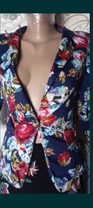 Пиджак  вышиванка 40,44р новый