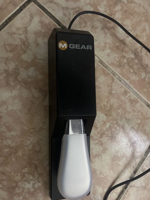 Arturia KeyLab Essential 61 Mk3 + Pedal + Suporte
