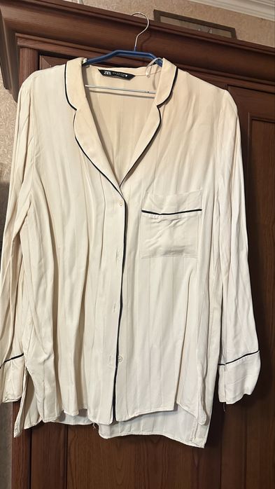 Рубашка Zara бежева в піжамном стилі