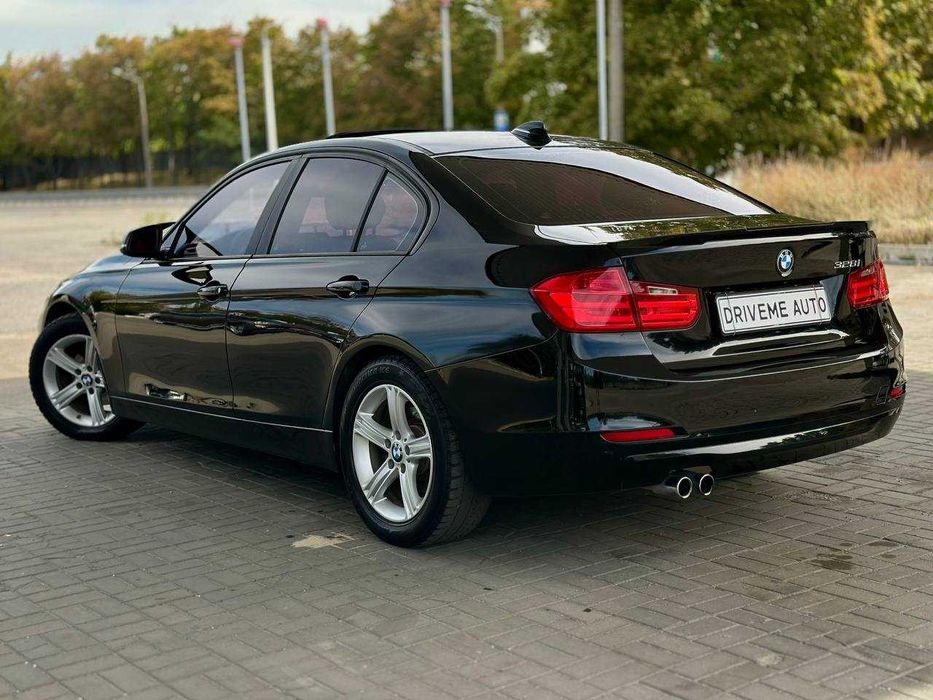 BMW 328i F30 2012