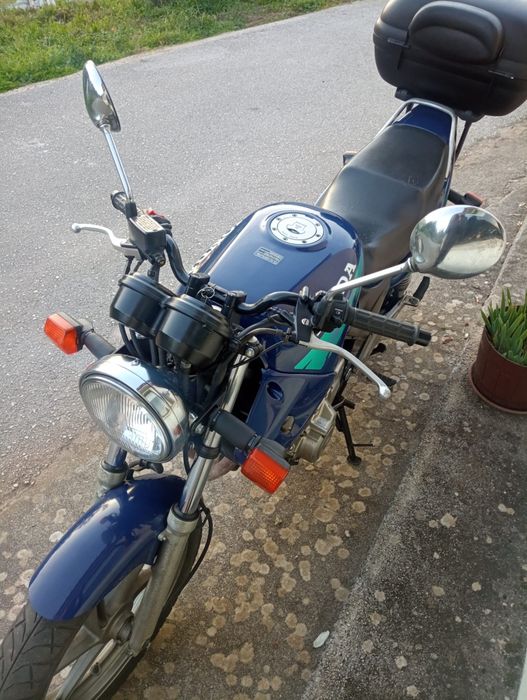 Honda cb 500CC com topcase