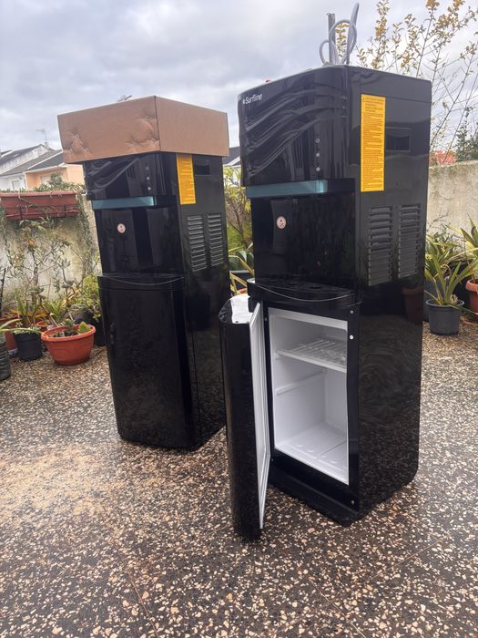 Fonte de água garrafão