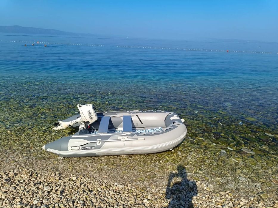 Ponton Kormoran 300 z silnikiem Suzuki 6KM