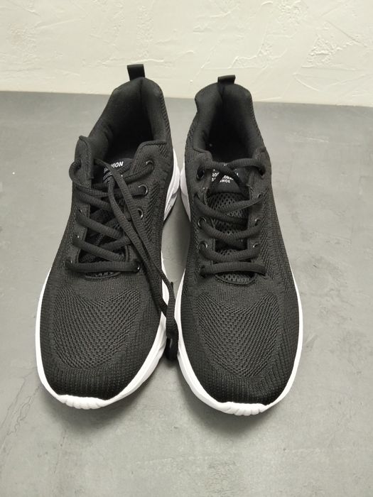 Чорне чоловіче взуття 44 розміру