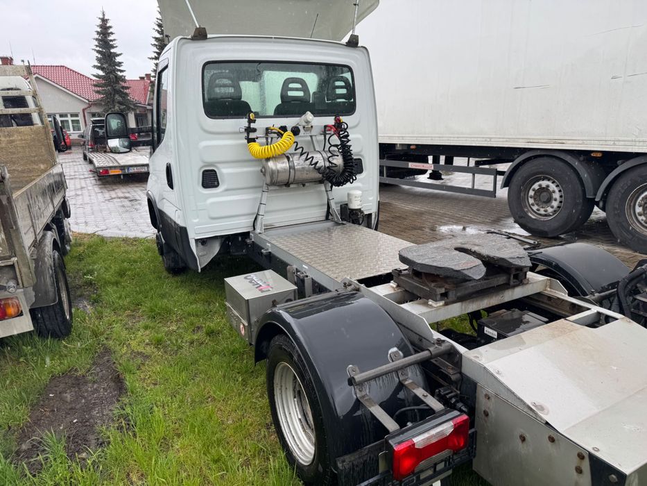 zabudowa ciągnik siodłowy mercedes sprinter iveco Daily 2021r