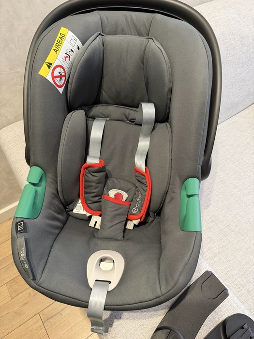 Автокрісло Cybex aton b2,група +0