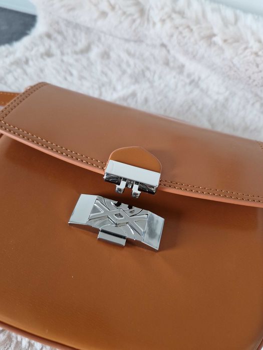 Nowa torebka listonoszka marki Benetton